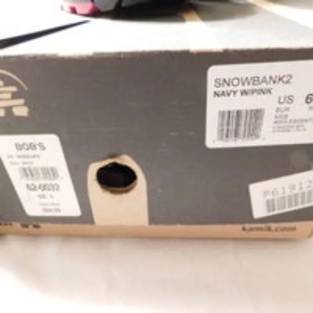 Kamik new box
